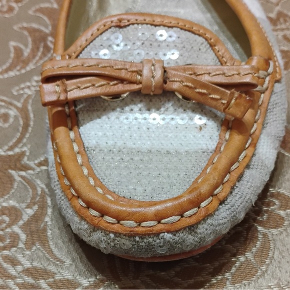 Coach Ireen Starfish Khaki Leather Canvas Sequin Designer Flats Size 6.5 B - Picture 2 of 10